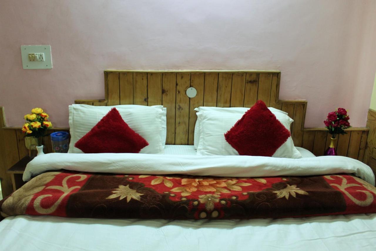 Hotel New Royal Manāli Zewnętrze zdjęcie