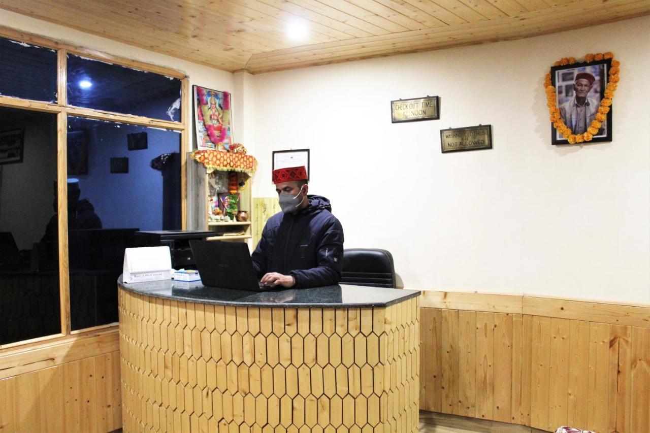 Hotel New Royal Manāli Zewnętrze zdjęcie
