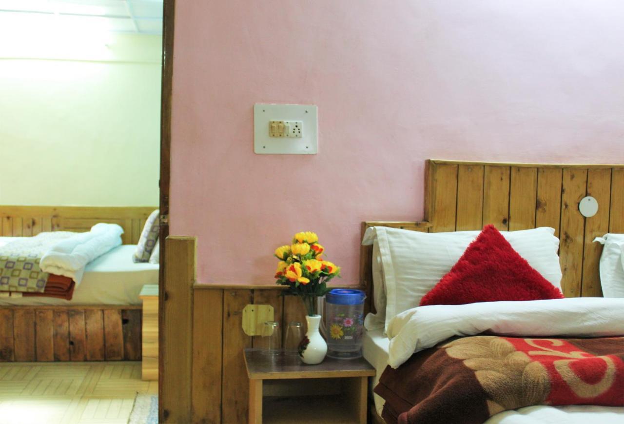 Hotel New Royal Manāli Zewnętrze zdjęcie