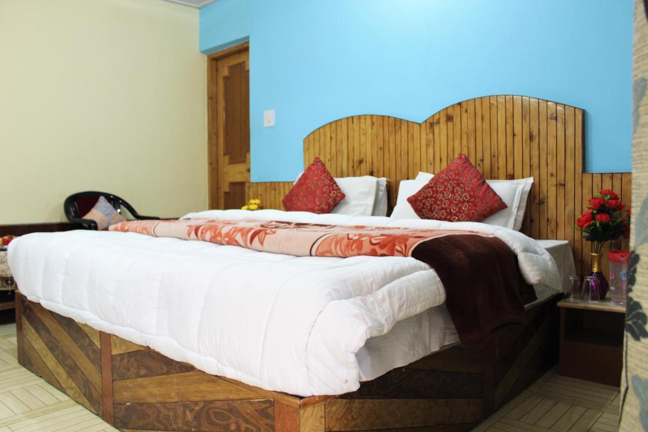 Hotel New Royal Manāli Zewnętrze zdjęcie