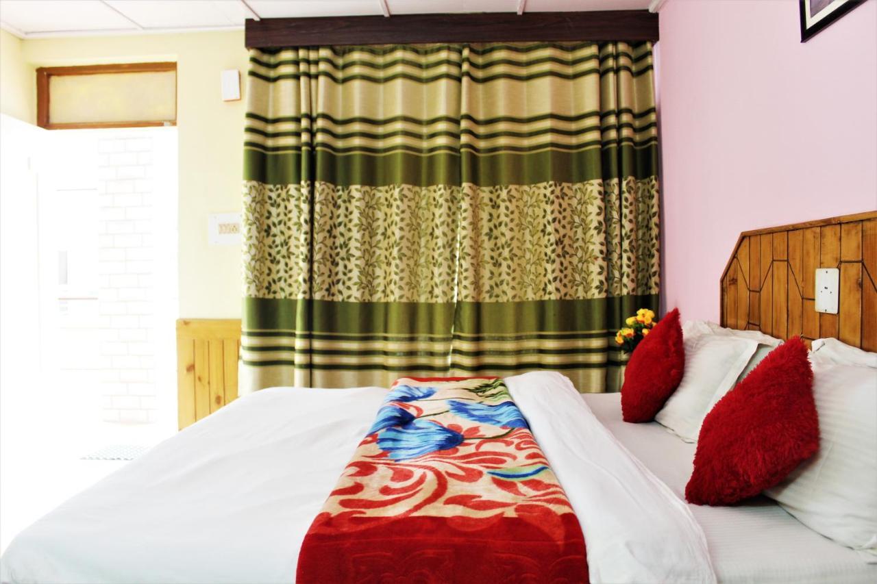 Hotel New Royal Manāli Zewnętrze zdjęcie