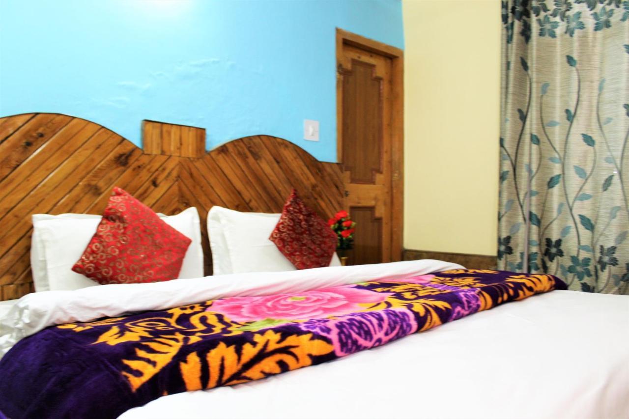 Hotel New Royal Manāli Zewnętrze zdjęcie