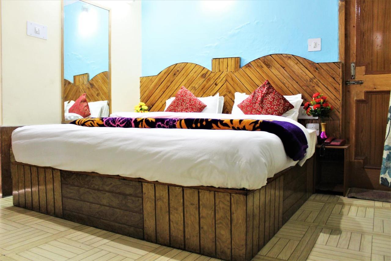 Hotel New Royal Manāli Zewnętrze zdjęcie